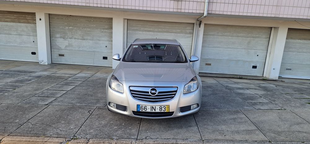 Opel Insignia 2.0 CDTI (Dez. 2009) – Estimada em Garagem