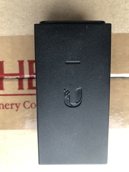 Гігабітний PoE-інжектор Ubiquiti Networks GP-a240-050g