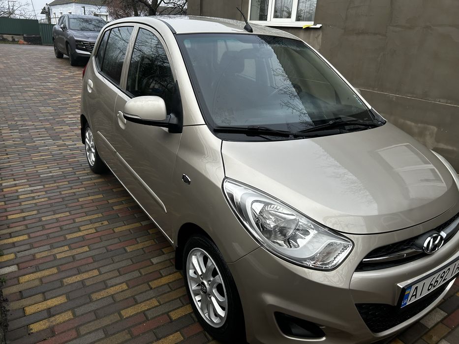 Продам авто Hyundai I10 2012