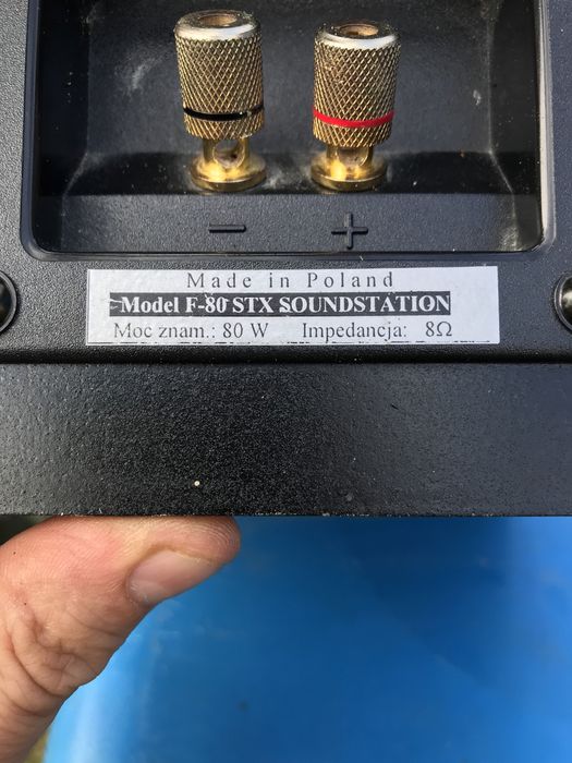 Kolumny głośniki 4