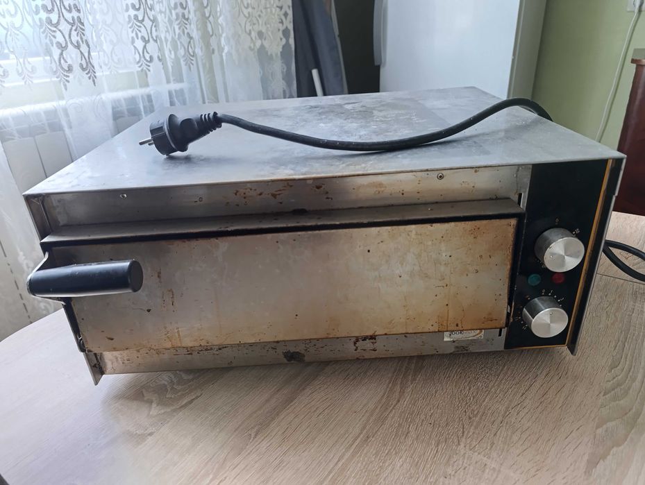 Піч для піцци професійна