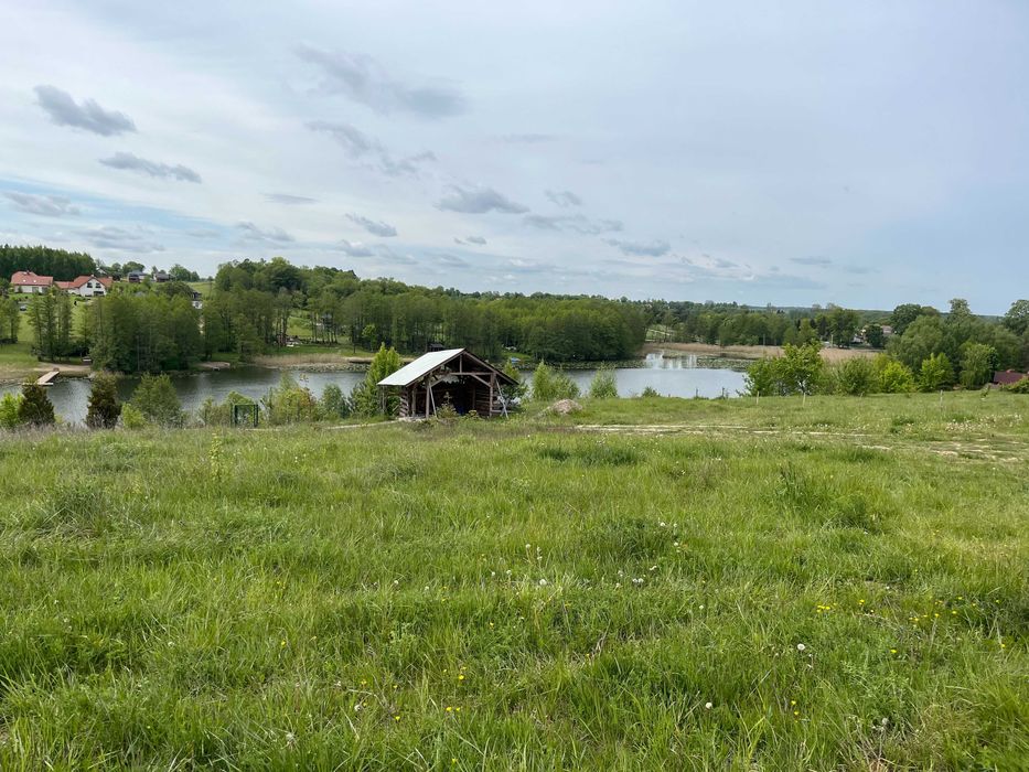 Działka budowlana z linią brzegową - Lepaki Małe