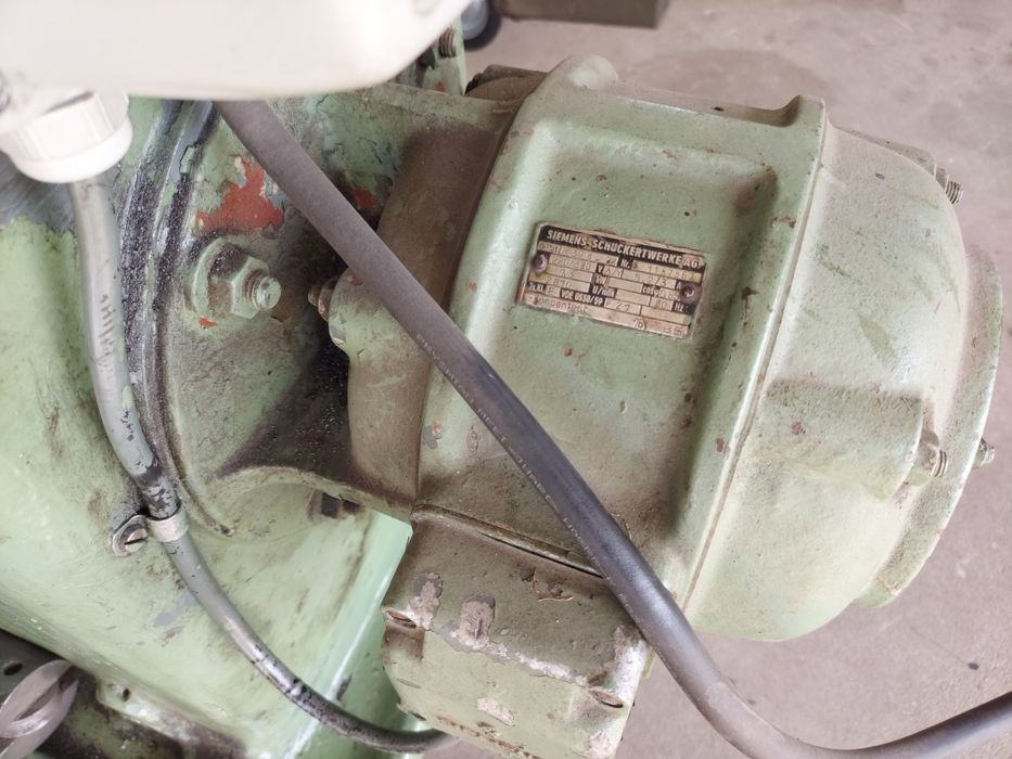 Giętarka trzpieniowa Banning