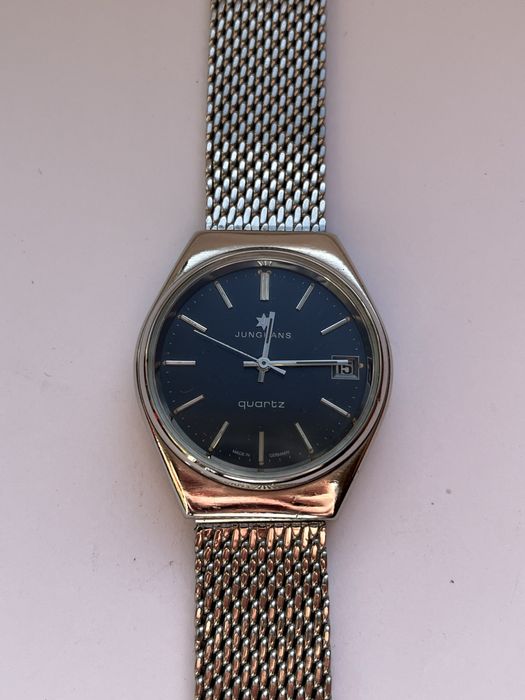 Zegarek Junghans Quartz – klasyczny, stalowy, made in Germany