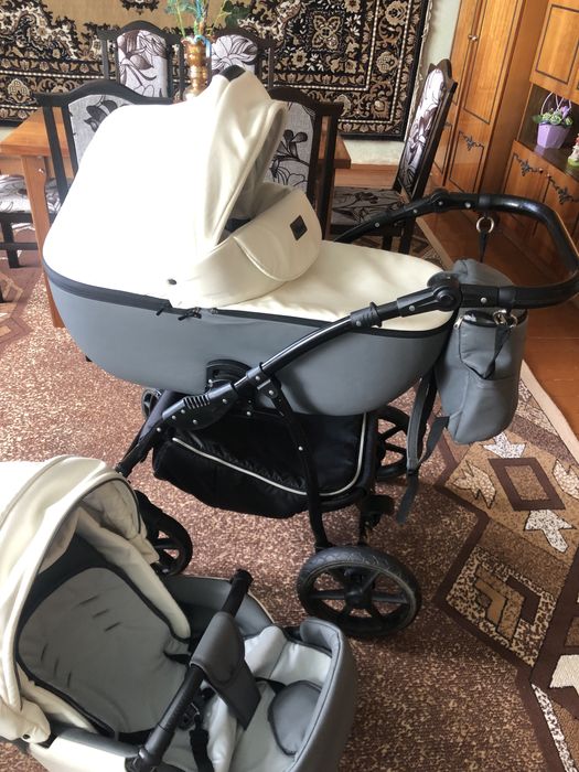 Дитяча коляска 2 в1