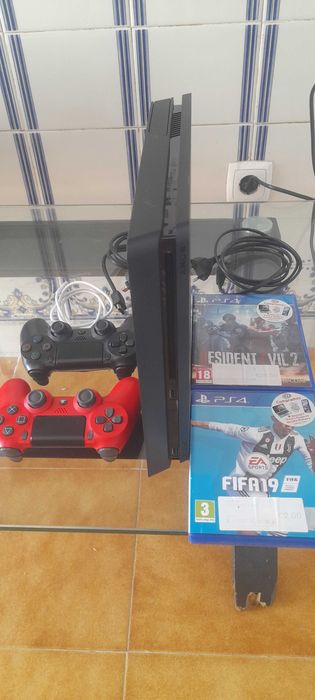 Console PS4 Slim 1T