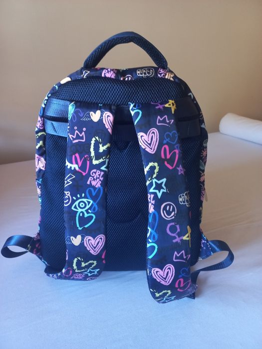 Mochila escolar média