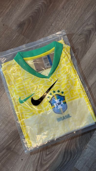 Camisolas de Equipas de futebol  e Fatos de treino