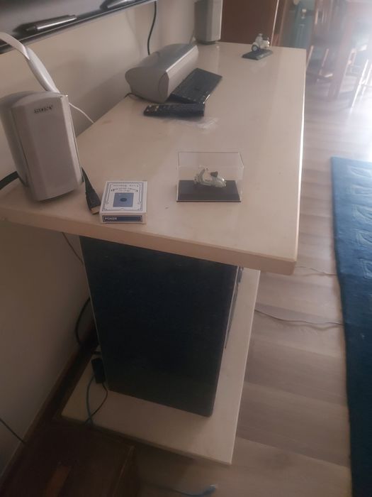 Móvel para TV em granito