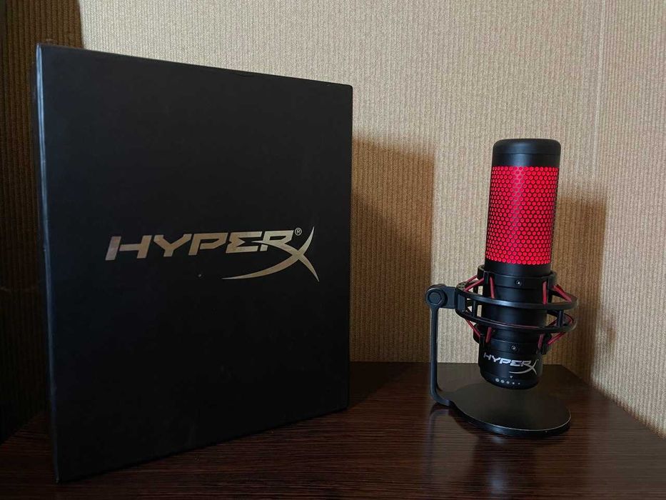 Игровой конденсаторный USB-микрофон HyperX QuadCast