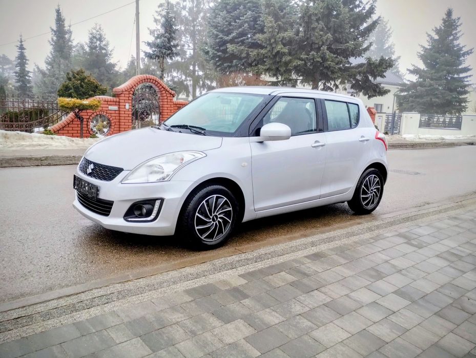 Suzuki Swift 1.2 benzyna 94KM 158000km 2016r