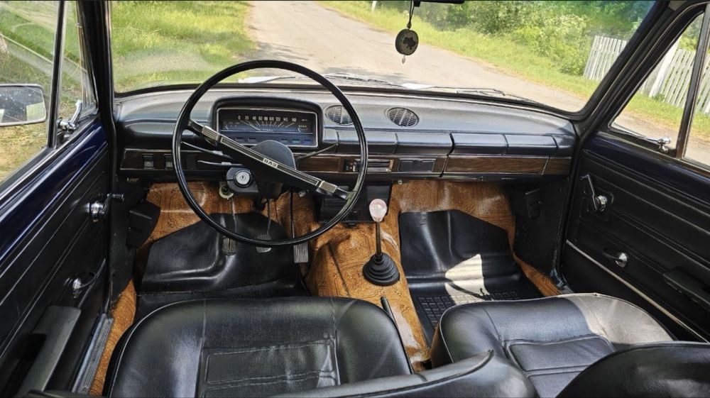 Продам ваз 21013