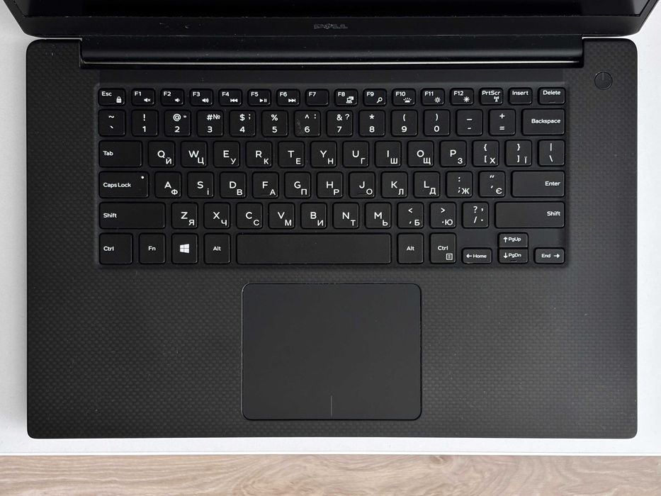 Dell XPS 9550 | Nvidia GTX960M | RAM 8GB | SSD 256GB | i5-6300HQ