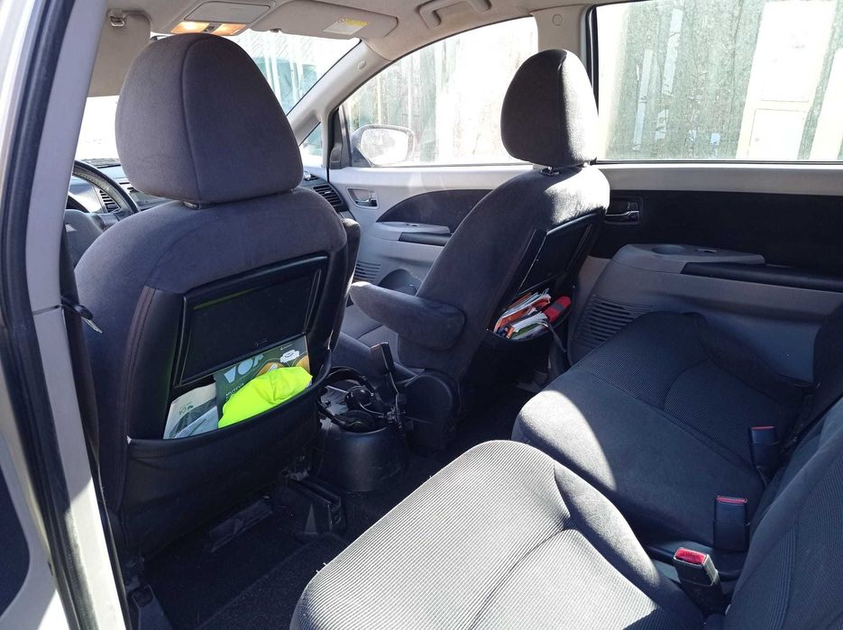 Mitsubishi Grandis 7 Lugares