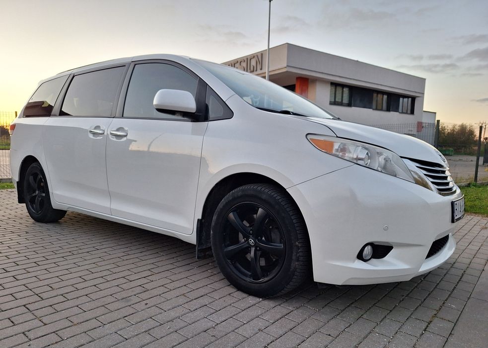 Toyota Sienna