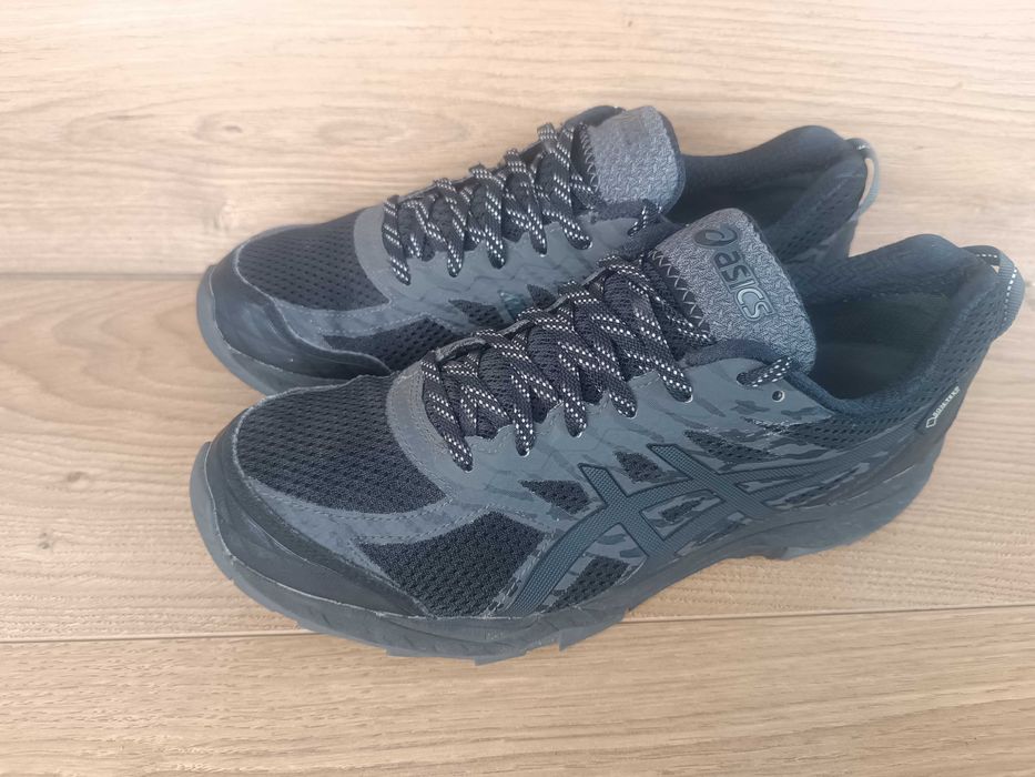 Кроссовки на весну Asics Fujitrabuco Gore tex 42 р 27 см Vietnam идеал