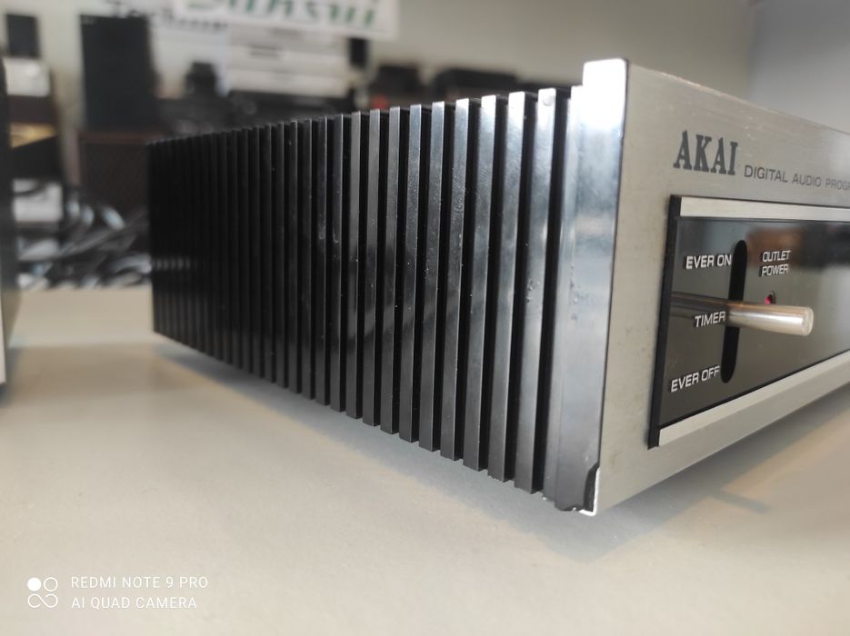 Akai DT-150 audio zegar i timer . Japan . 230V