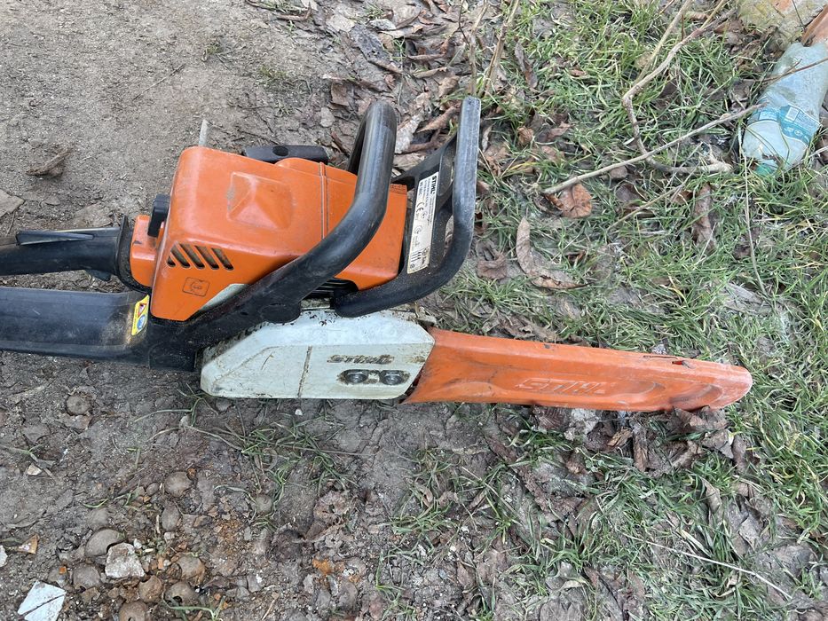 Продам бензопилу