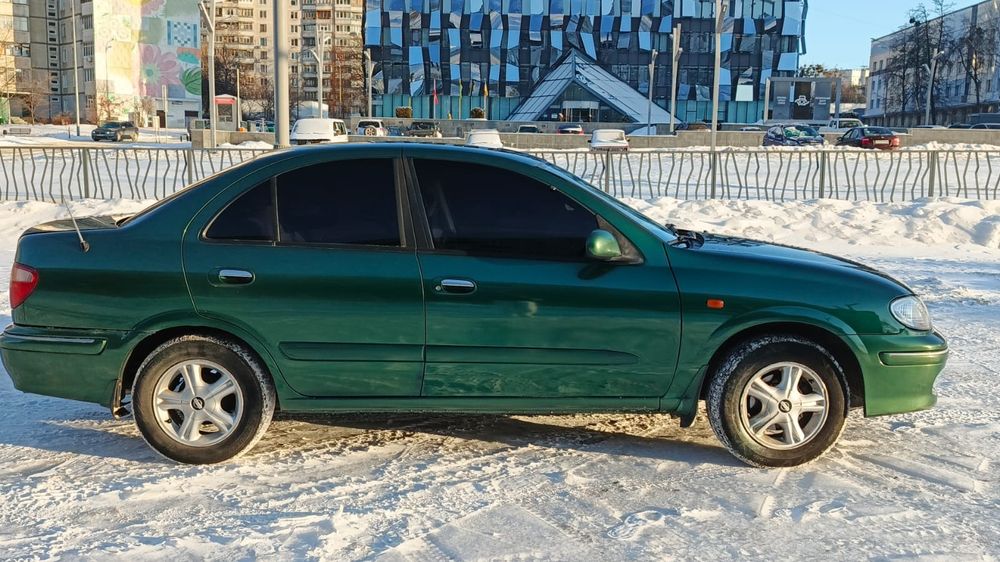 Продам Nissan almera автомат
