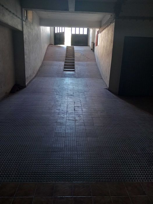 Garagem, baixa de preço. Oportunidade, na rua João Villaret 7 a, Feijó