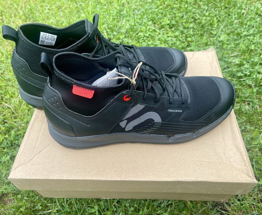 Buty Adidas Trailcross rozm. 12