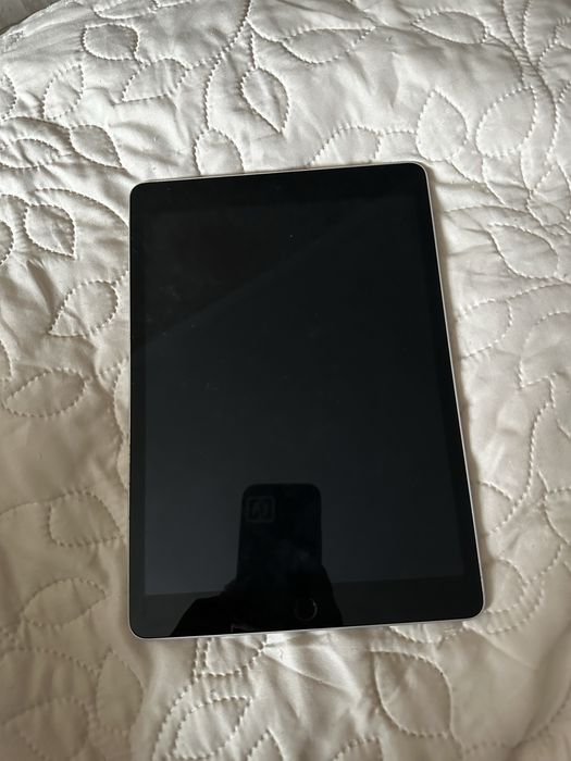 Планшет Apple iPad 10.2" (9 Gen) 64GB Wi- Fi Silver 2021