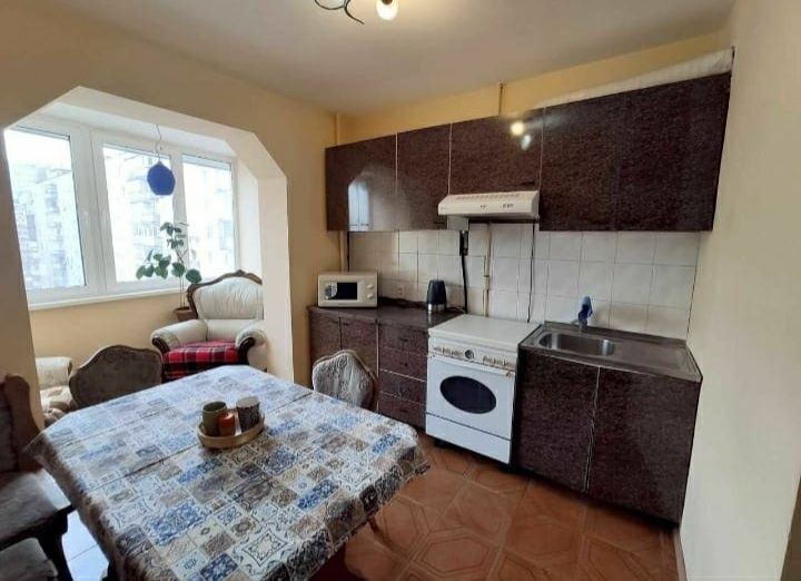 Сдам 2комн.Квартиру на Солнечном в Центре Района,с Ремонтом!