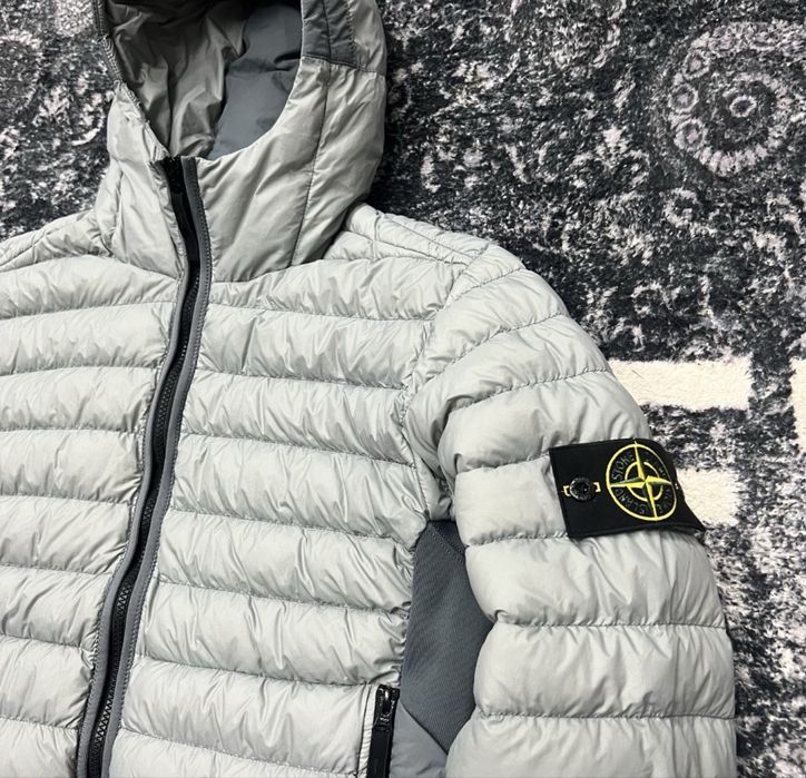 Легкий пуховик Stone Island сірий