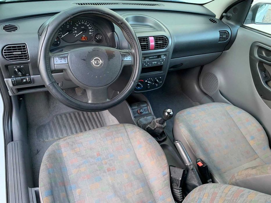Opel Corsa Comercial 1.7 DI Isuzu - Excelente estado - 205 mil kms