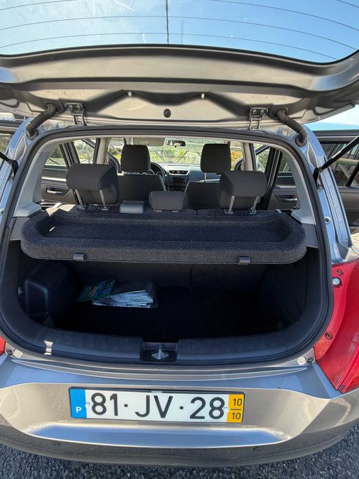 Suzuki Swift 2010646286974840331211