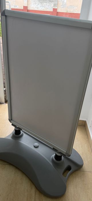 POTYKACZ stojak reklamowy dwustronny ALUMINIOWY OWZ A1
