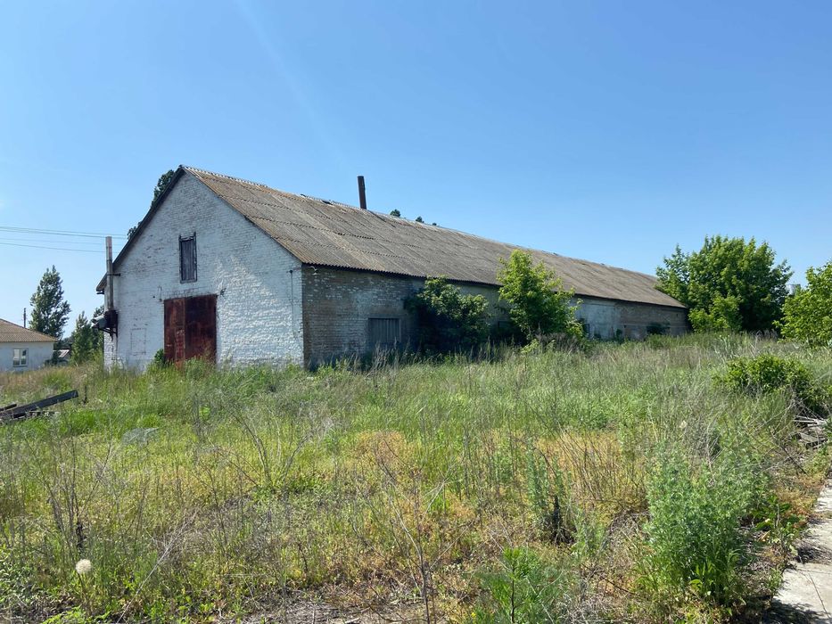 Продаж нежитлових приміщень (ферма) 10589,9м², 9,7592га, Черкаська обл