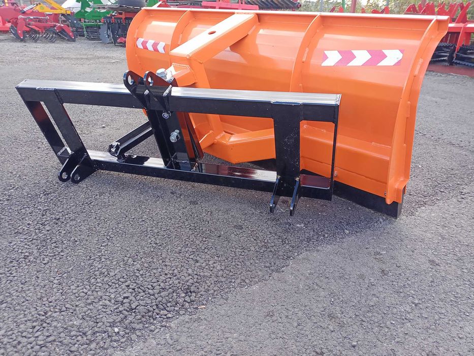 lemiesz pług do śniegu odśnieżania - mocowanie euro widlak tuz sms