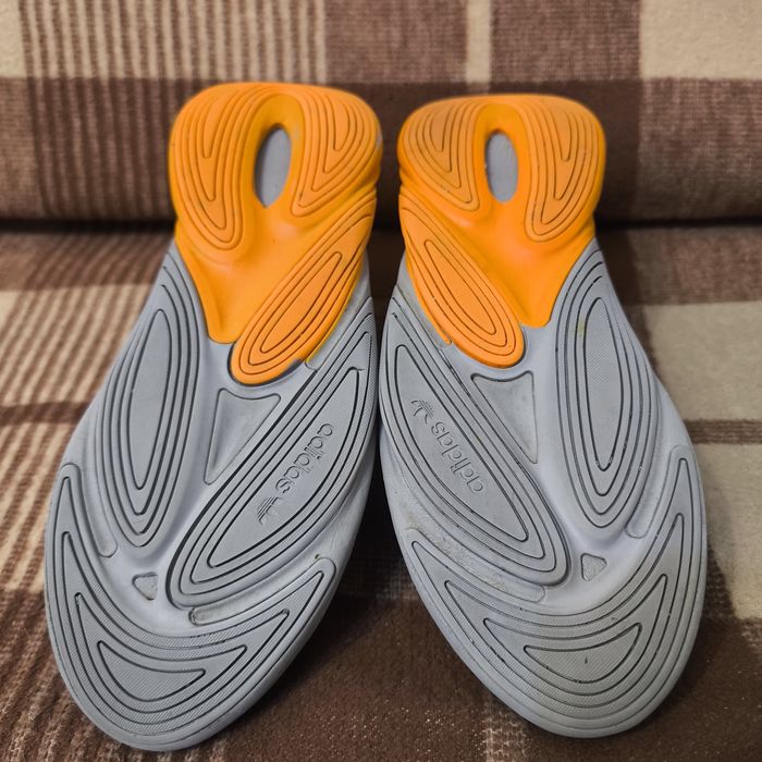 Чоловічі кросівки adidas ozelia