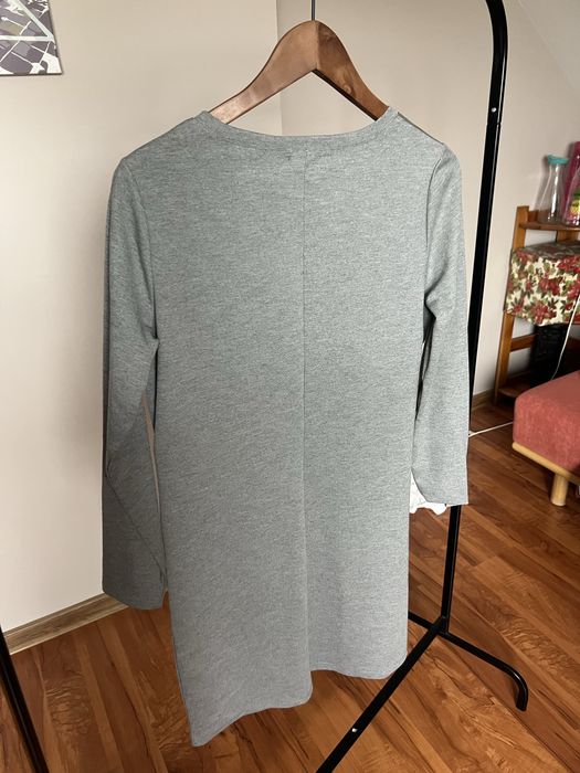 Sukienka elegancka Reserved L