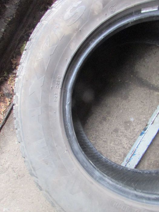 235/65/17 шини Maxxis Victra SUV M+S