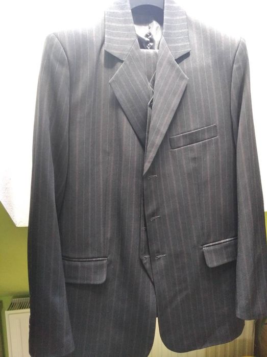 Garnitur męski .