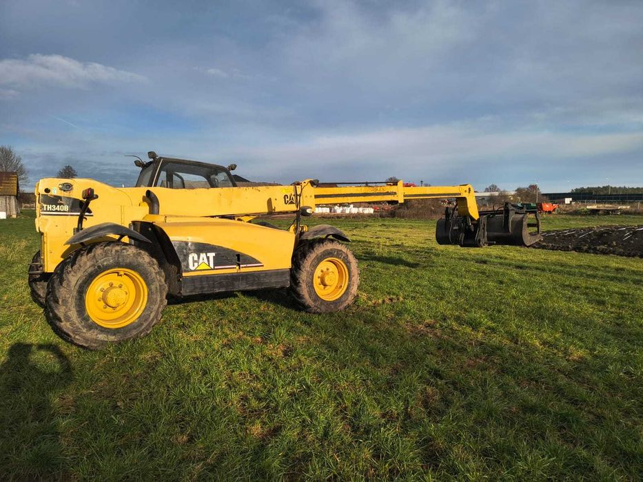 Ładowarka teleskopowa Caterpillar TH340B