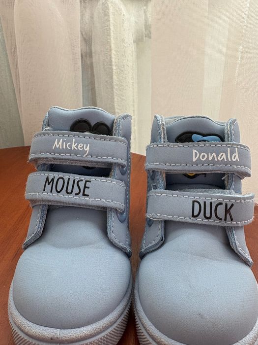 Продам ботиночки 20 размер