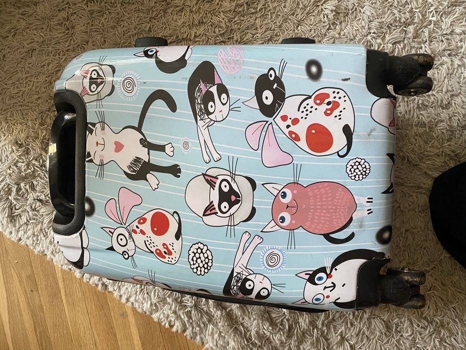 Walizka kabinowa dla dziecka