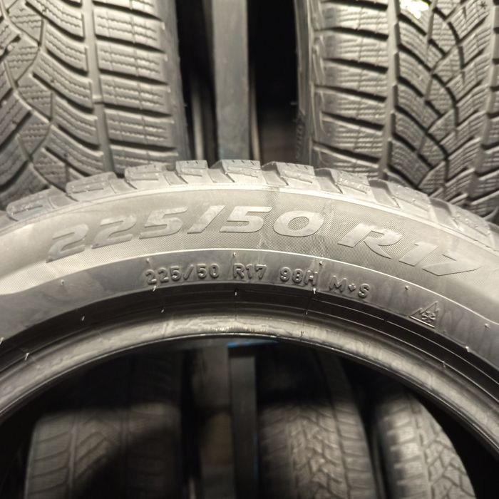 225/50/R17 Pirelli Sottozero 3