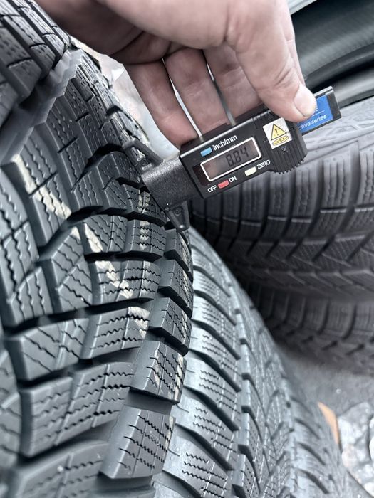 215 50 18 Goodyear Perfomance + 95% 2024 Шини Зима