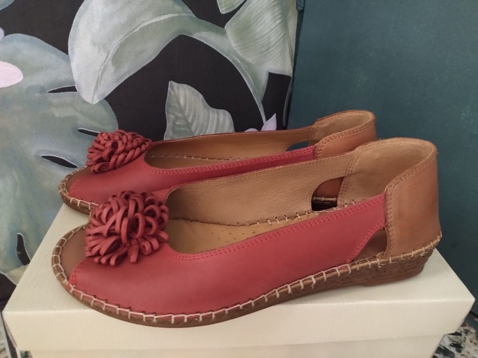 skórzane nowe buty damskie 40