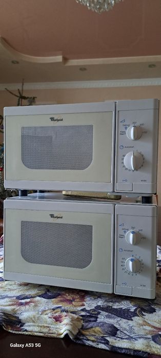 Мікрохвильова піч whirlpool