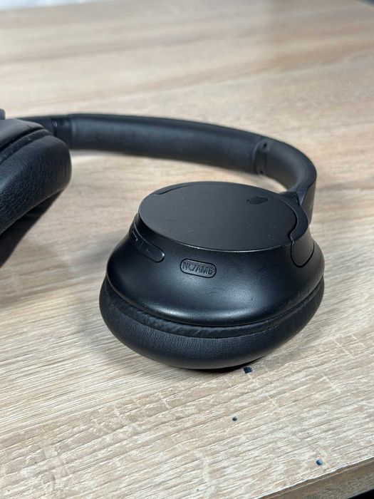 Бездротові навушники Sony WH-CH720N