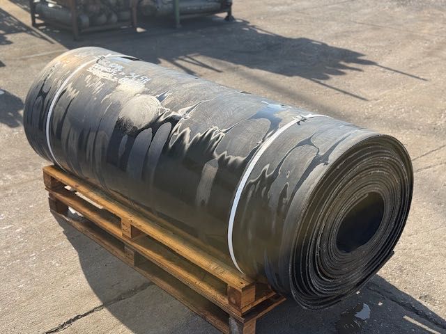Taśma 1800 700kg 31,5m długości DO kosza rebaka kruszarki przesiewacza