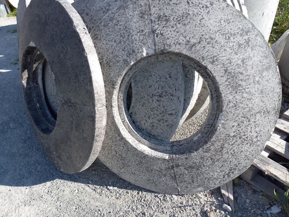 Кільця бетонні криничні.Місткові та каналізаційні.Кришки до них.