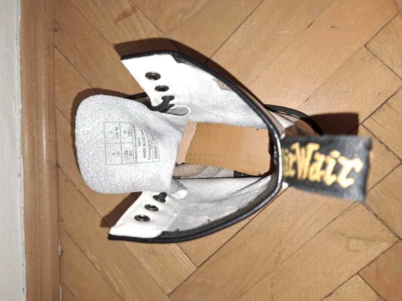 Buty Dr. Martens 1460 Białe