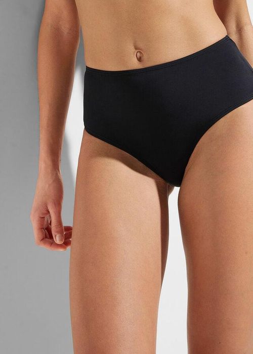 B.P.C czarne bikini asymetryczne na fiszbinach 38 (75D).