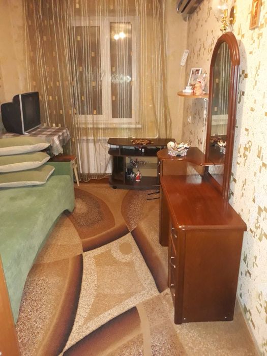 Кімната в двокімнатній квартирі (електроплита, опалення +)